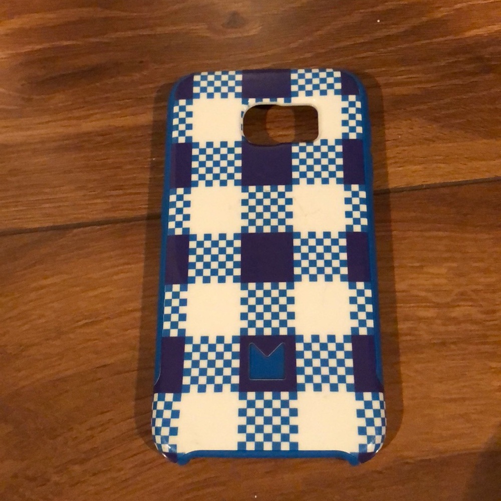I’m selling a Samsung galaxy 6 phone case